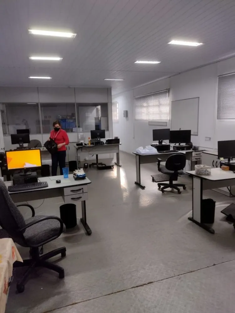 Depósito-Galpão, 2000 m² - Foto 1