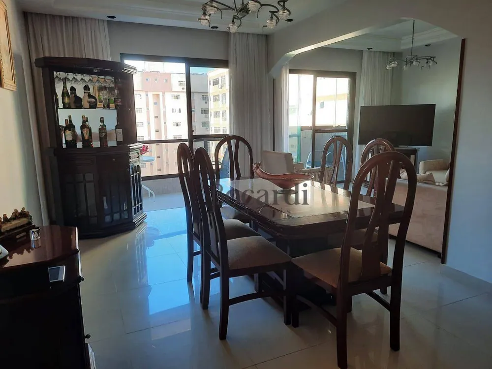 Apartamento, 3 quartos, 195 m² - Foto 4