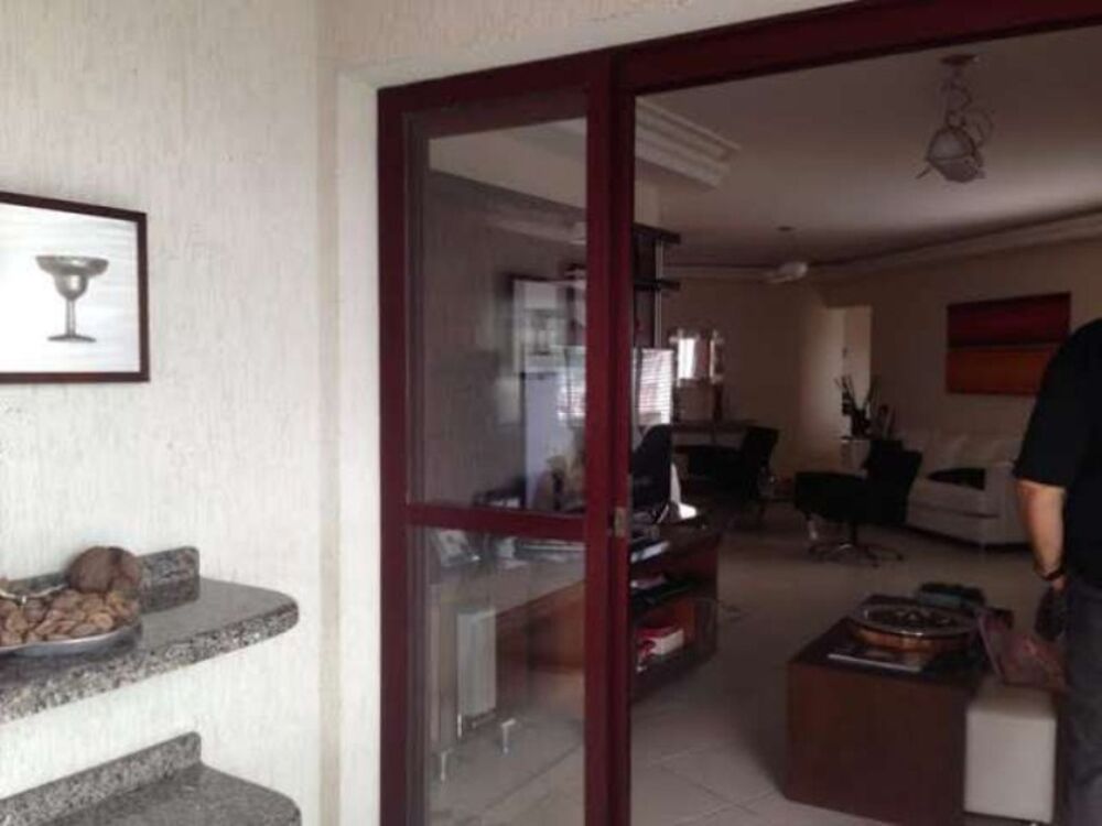 Apartamento, 3 quartos, 190 m² - Foto 1