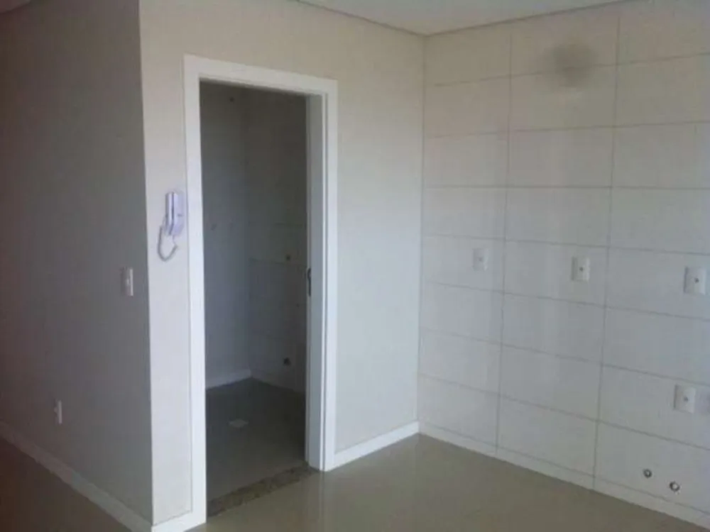 Apartamento, 3 quartos, 102 m² - Foto 2