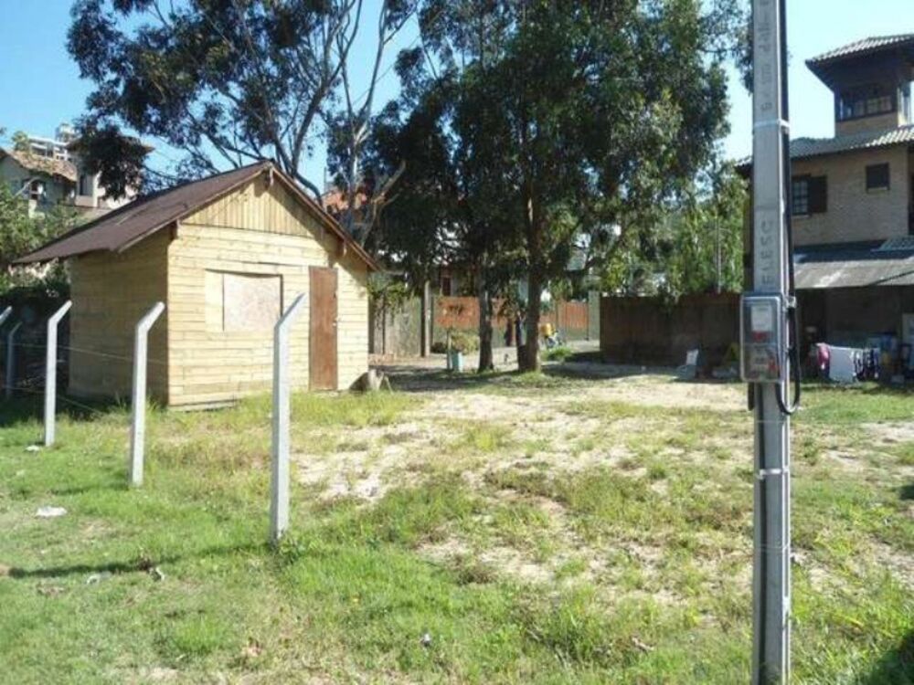Terreno à venda, 642m² - Foto 1