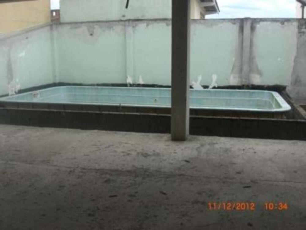 Casa à venda com 3 quartos, 336m² - Foto 4