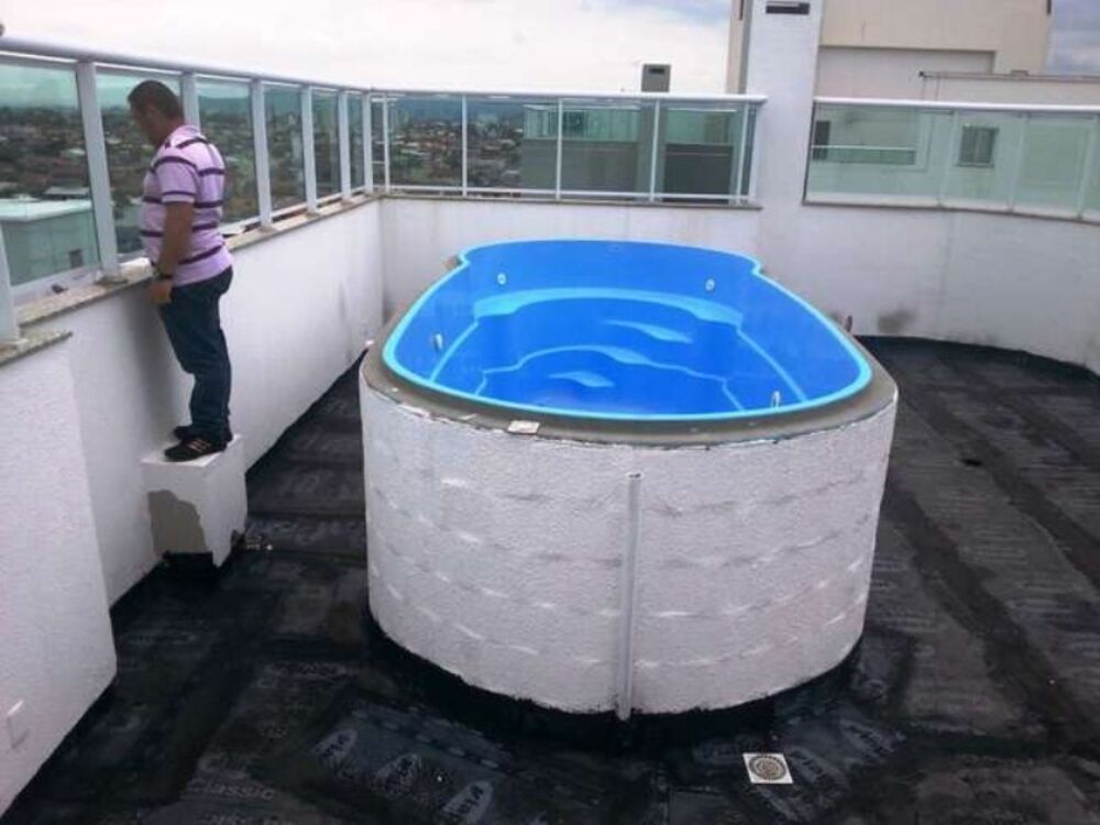 Apartamento à venda com 3 quartos, 109m² - Foto 2