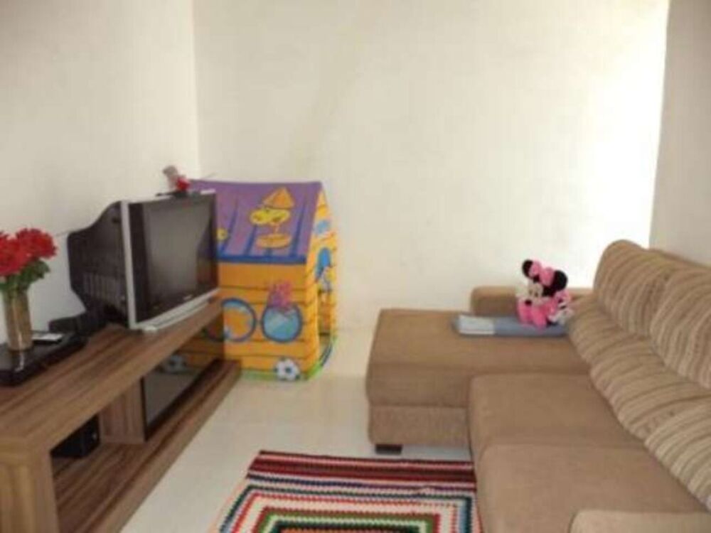 Casa à venda com 6 quartos, 220m² - Foto 5