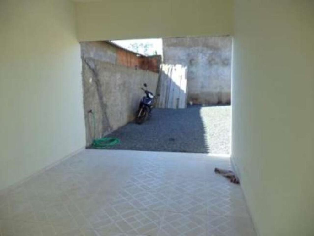 Casa à venda com 6 quartos, 220m² - Foto 6