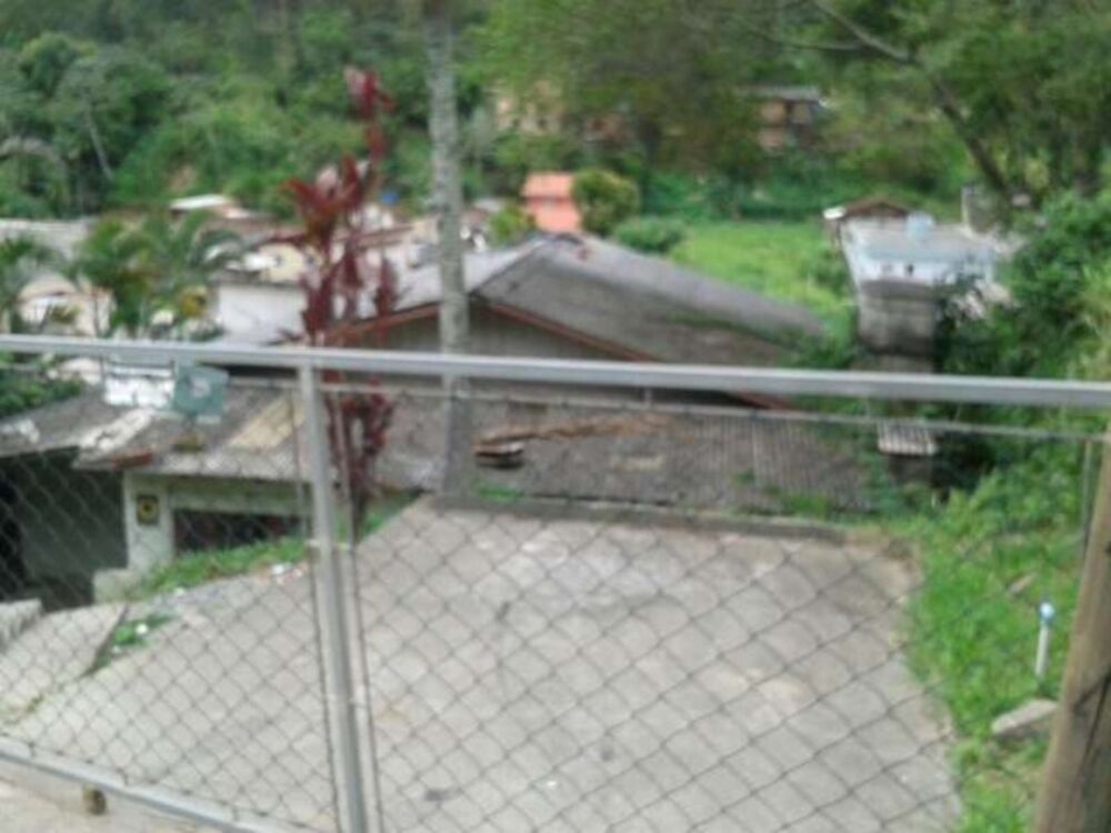 Casa à venda com 3 quartos, 320m² - Foto 3
