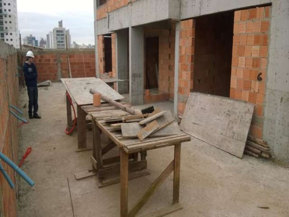 Apartamento, 2 quartos, 61 m² - Foto 1