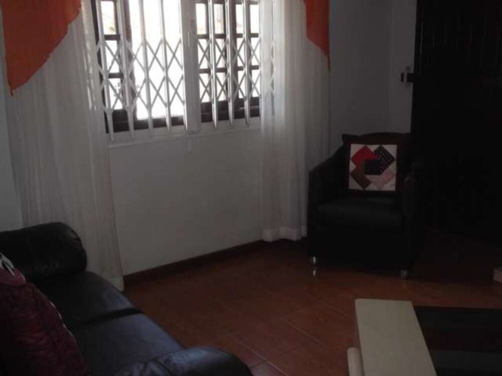 Casa à venda com 2 quartos, 423m² - Foto 4