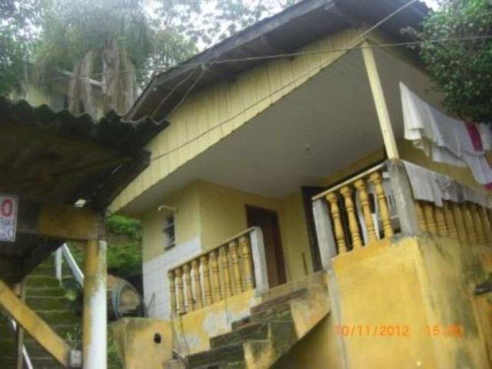 Casa à venda com 3 quartos, 632m² - Foto 2
