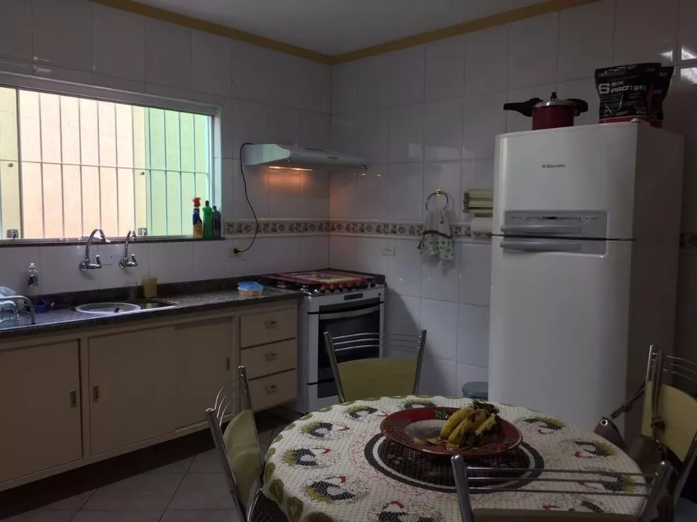 Sobrado à venda com 3 quartos, 216m² - Foto 6