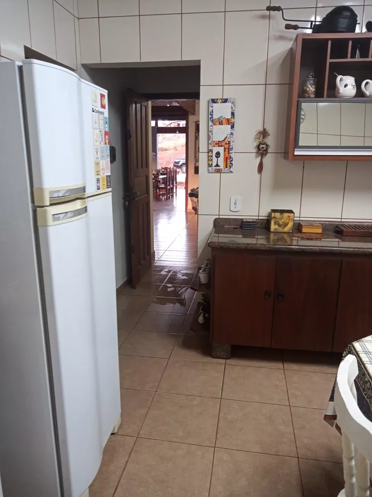 Fazenda à venda com 4 quartos, 330m² - Foto 6