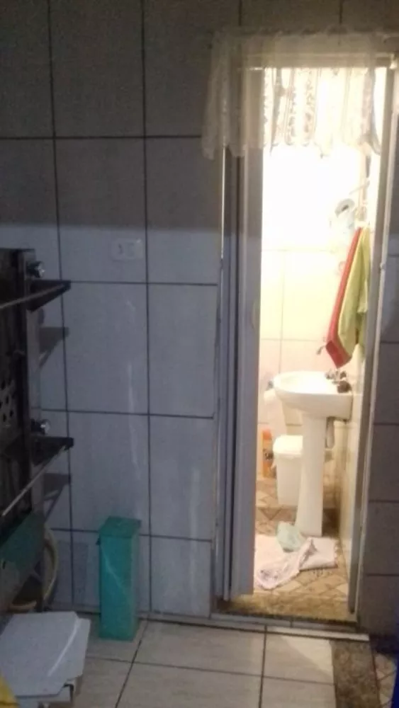 Sobrado à venda com 2 quartos, 201m² - Foto 1