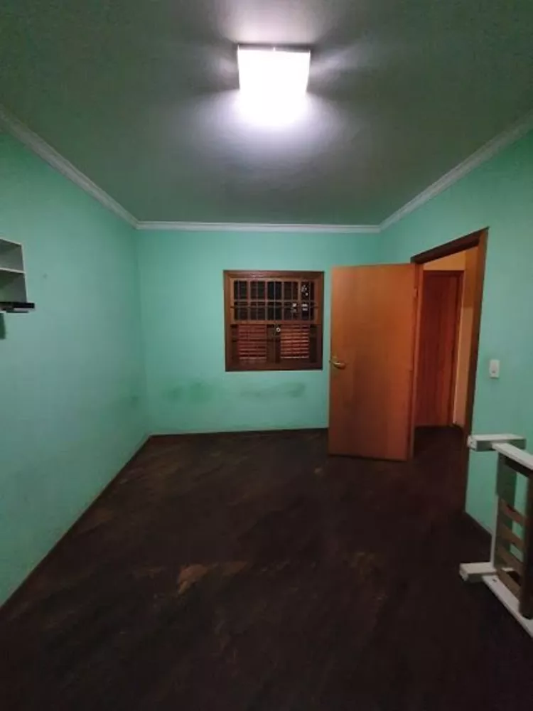 Sobrado à venda com 4 quartos, 380m² - Foto 10