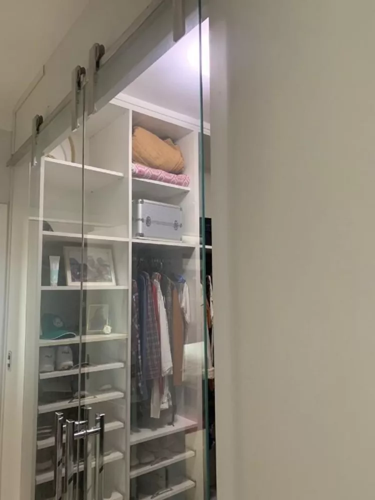 Sobrado à venda com 3 quartos, 240m² - Foto 1