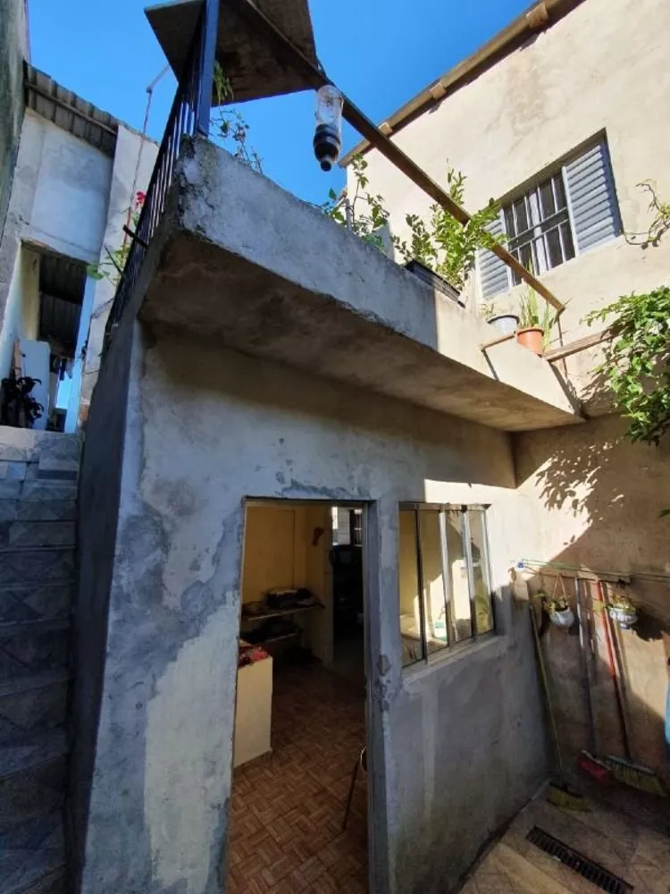 Casa à venda com 3 quartos, 200m² - Foto 8