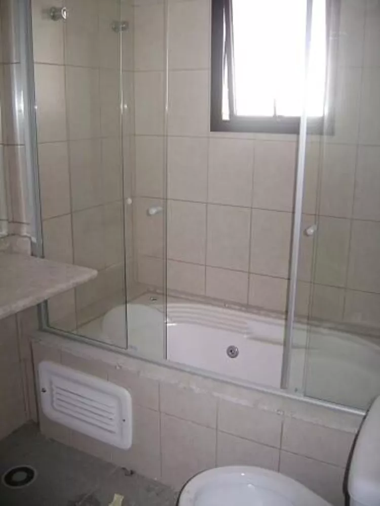 Apartamento à venda e aluguel com 3 quartos, 151m² - Foto 1