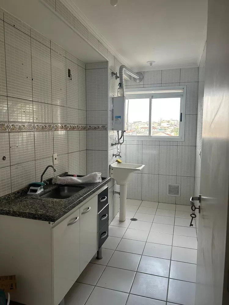 Apartamento à venda com 2 quartos, 50m² - Foto 2