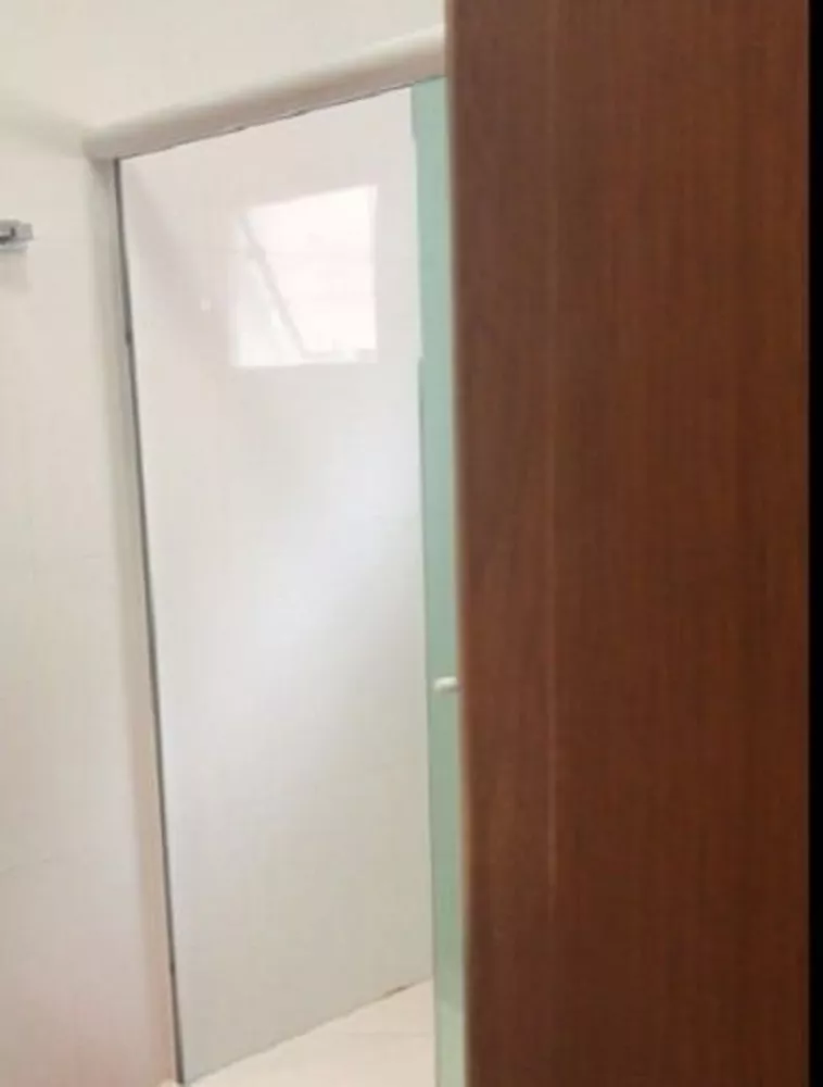 Sobrado à venda com 3 quartos, 200m² - Foto 3