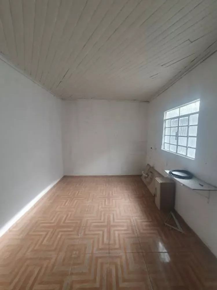 Casa à venda com 3 quartos, 60m² - Foto 3