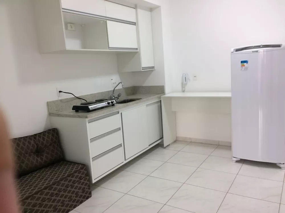 Apartamento para alugar com 1 quarto, 35m² - Foto 3