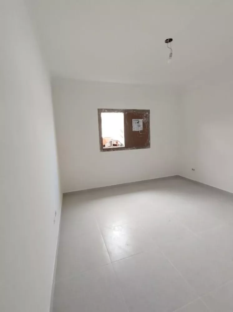 Casa à venda com 2 quartos, 90m² - Foto 3