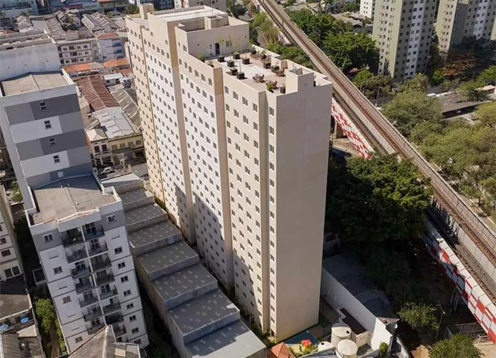 Apartamento à venda com 2 quartos, 32m² - Foto 2