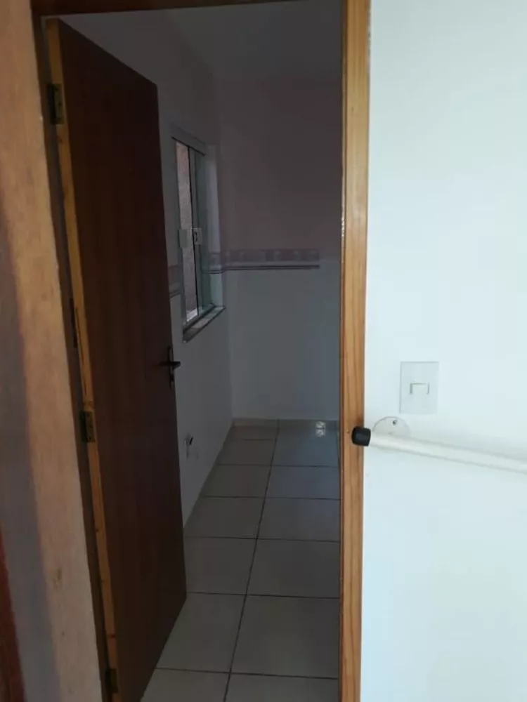 Sobrado à venda com 2 quartos, 63m² - Foto 3