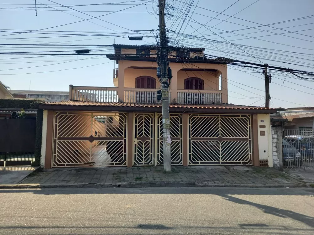 Sobrado para alugar com 5 quartos, 300m² - Foto 1