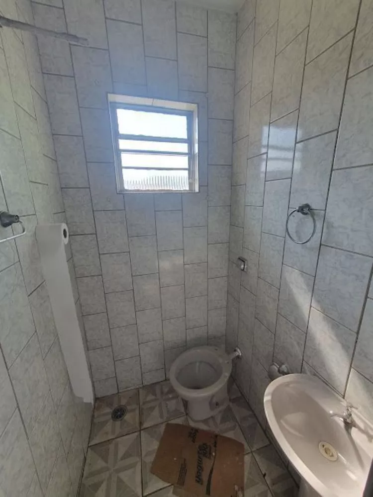 Casa à venda com 9 quartos, 300m² - Foto 6