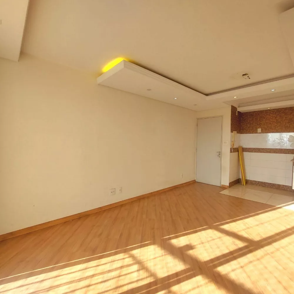 Apartamento à venda com 2 quartos, 64m² - Foto 3