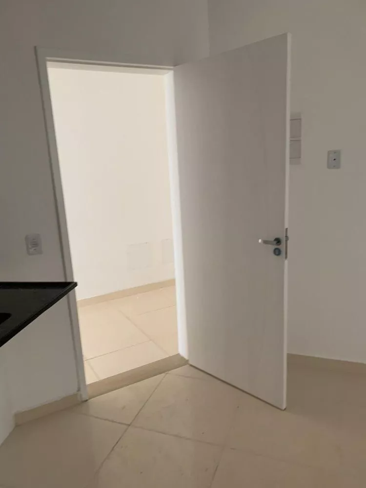 Apartamento à venda com 1 quarto, 41m² - Foto 6