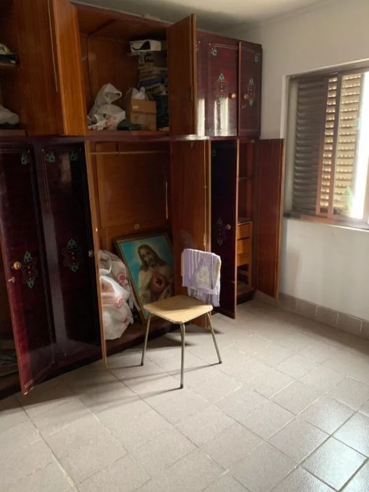 Casa à venda com 4 quartos, 390m² - Foto 1