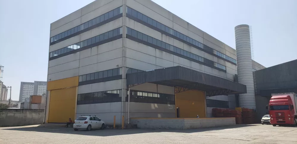 Depósito-Galpão-Armazém para alugar com 3 quartos, 4500m² - Foto 1