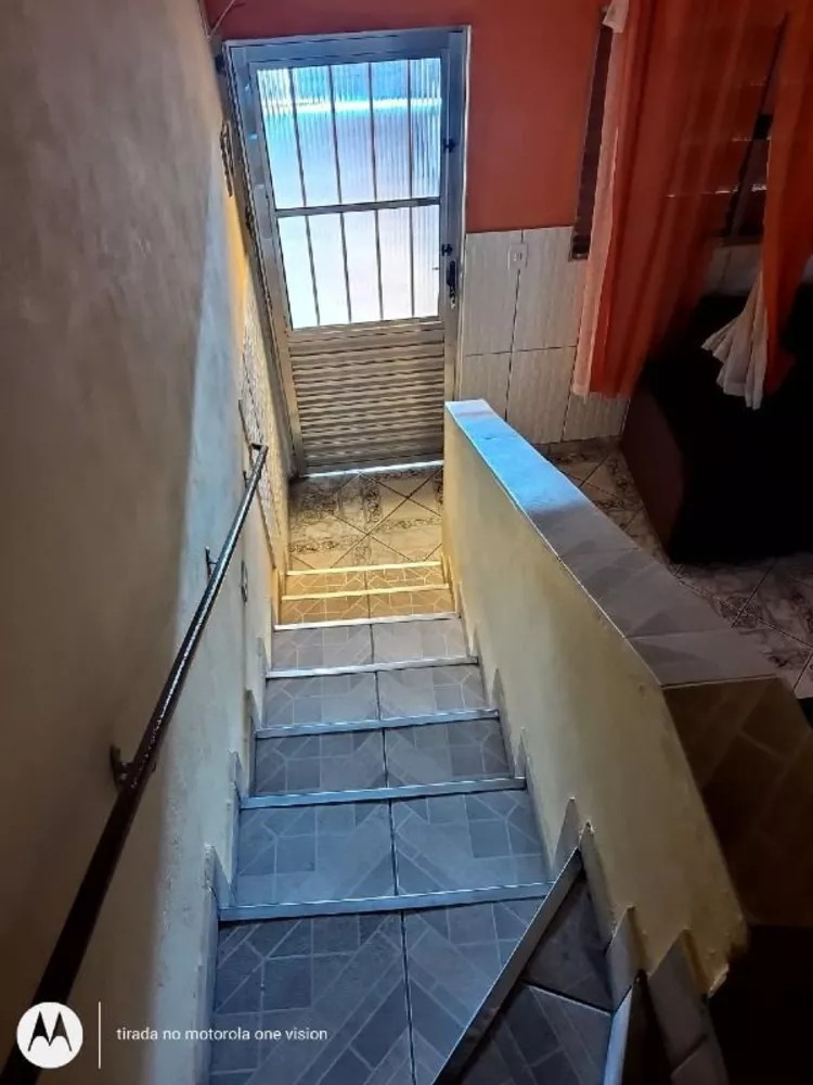 Casa à venda com 2 quartos, 90m² - Foto 5