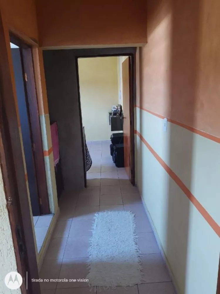 Casa à venda com 2 quartos, 90m² - Foto 4