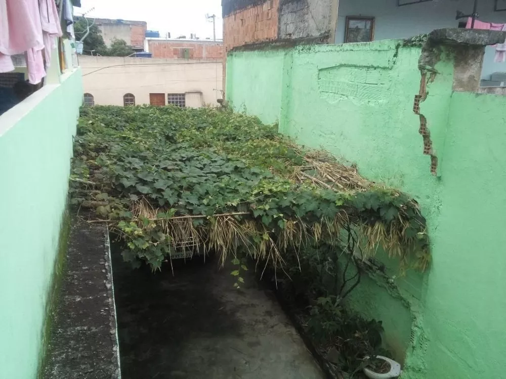 Sobrado à venda com 4 quartos, 120m² - Foto 4