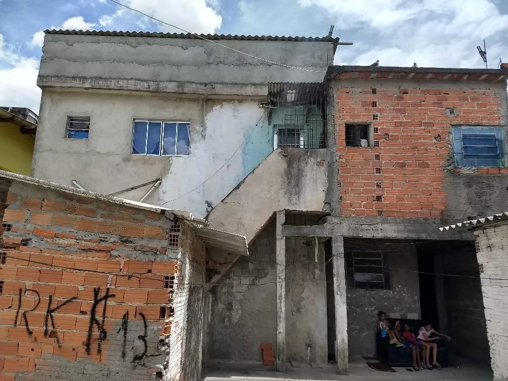 Sobrado à venda com 10 quartos, 200m² - Foto 6