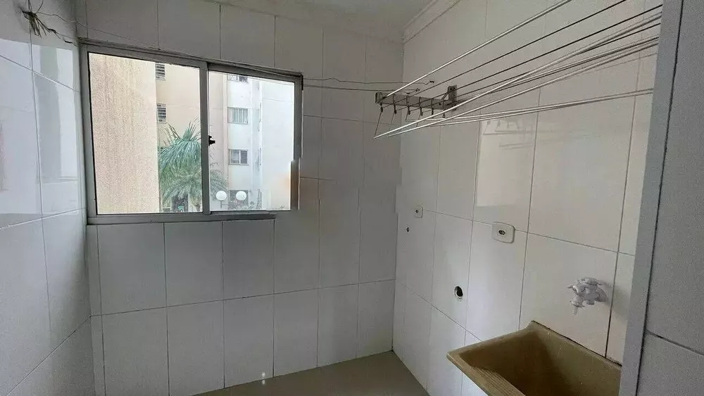 Apartamento à venda com 3 quartos, 65m² - Foto 4