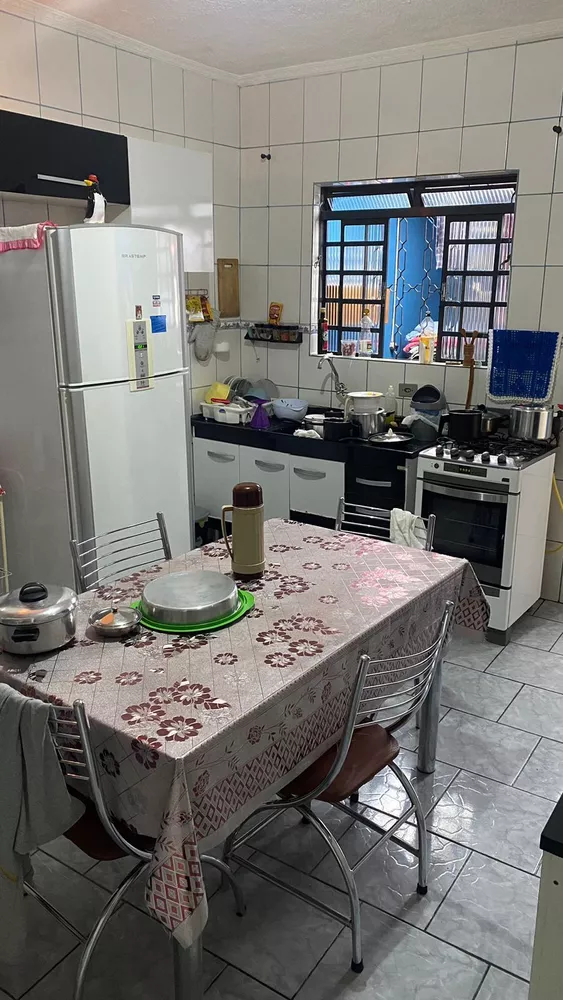 Sobrado à venda com 2 quartos, 100m² - Foto 2