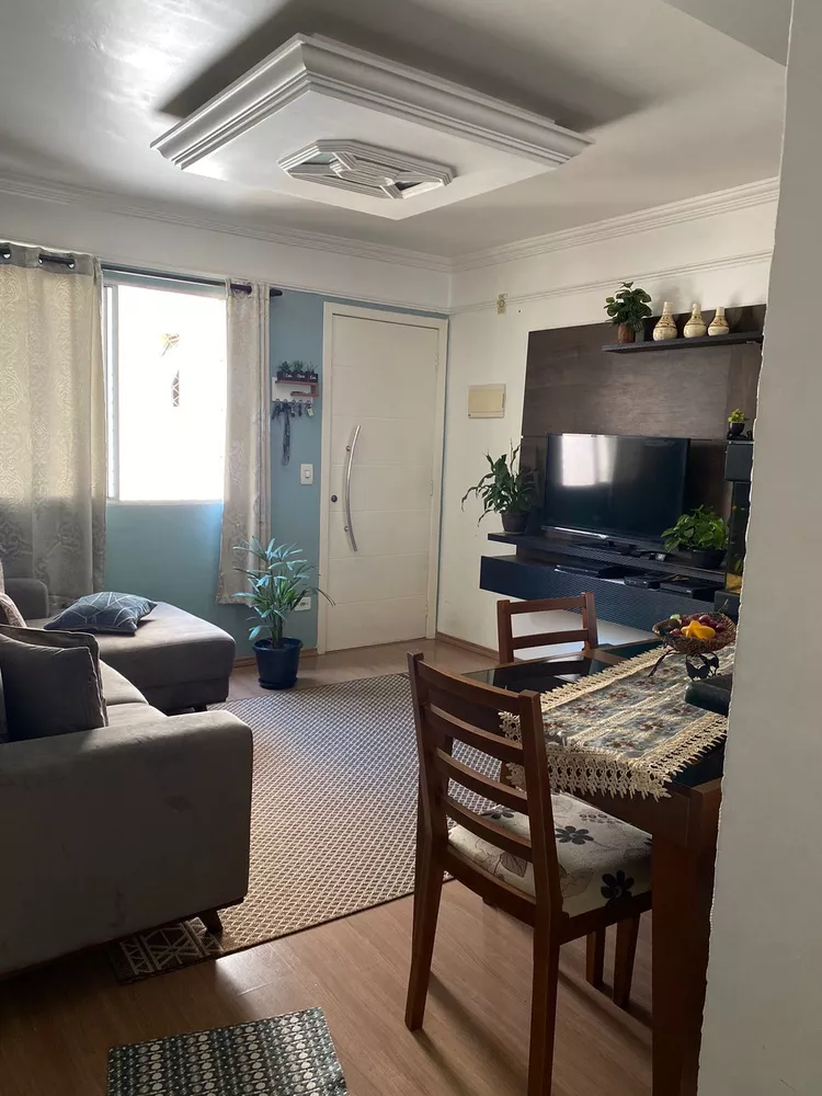 Apartamento à venda com 2 quartos, 60m² - Foto 2