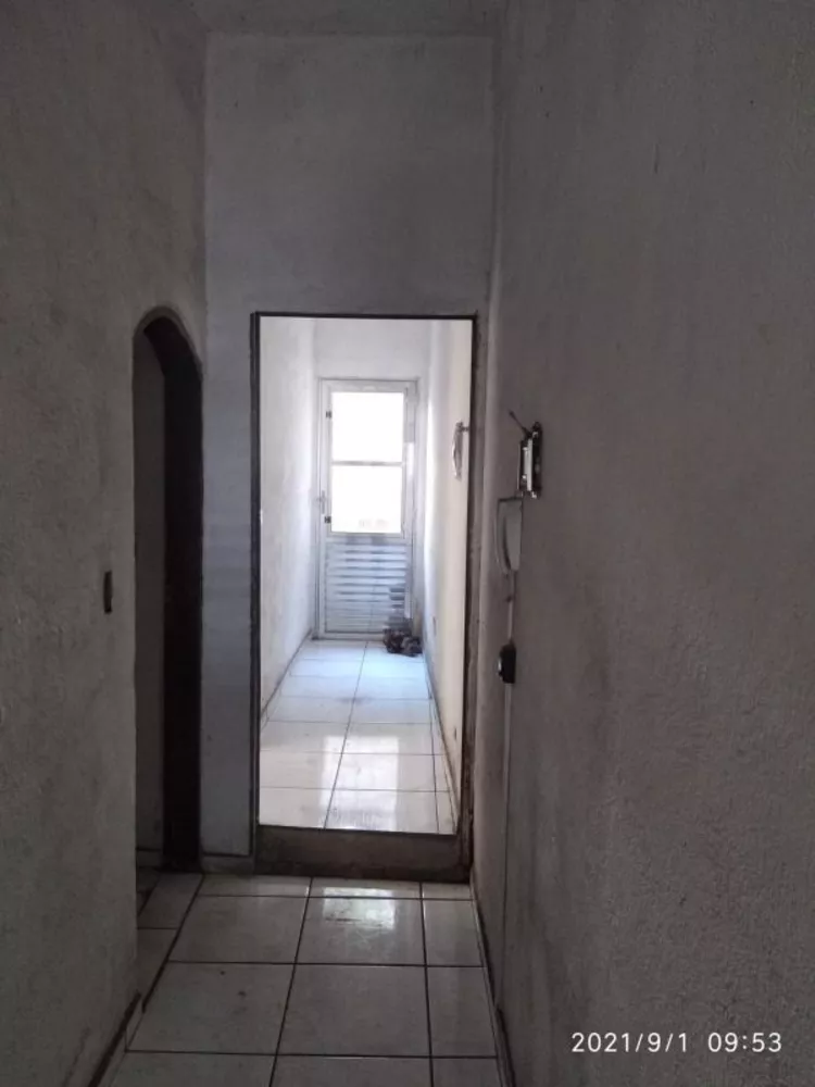 Casa à venda com 3 quartos, 140m² - Foto 1