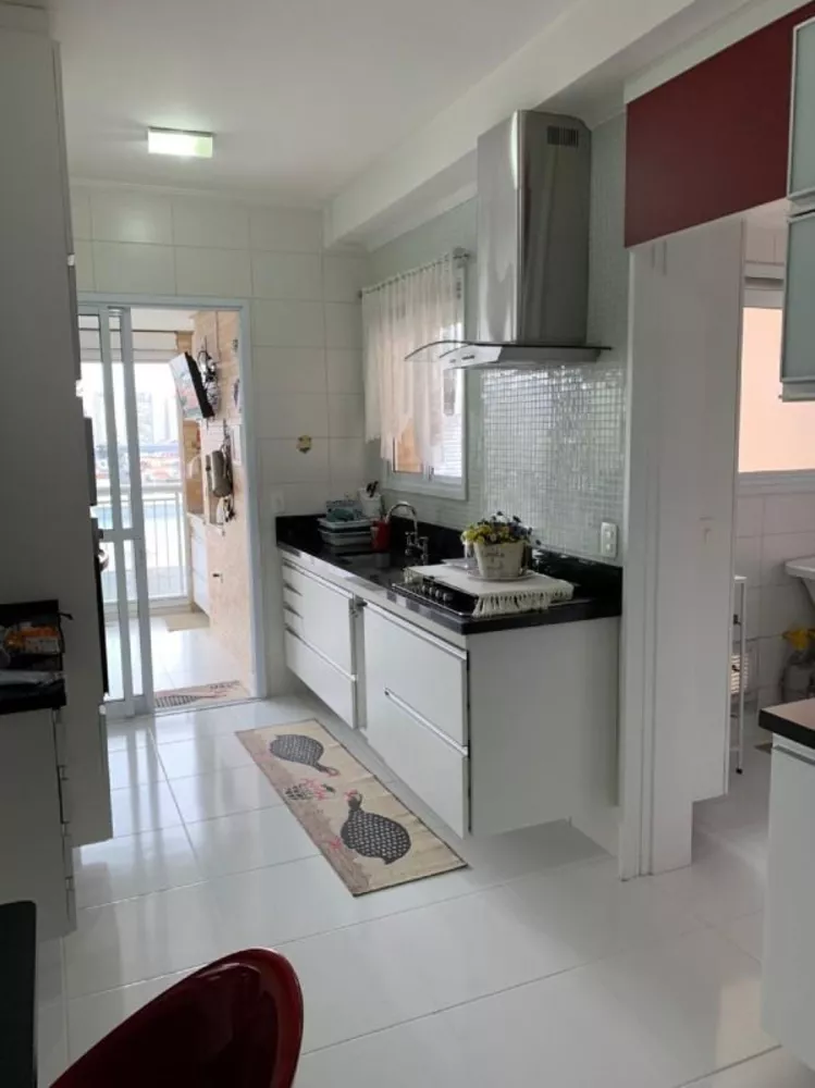 Apartamento à venda com 3 quartos, 130m² - Foto 2