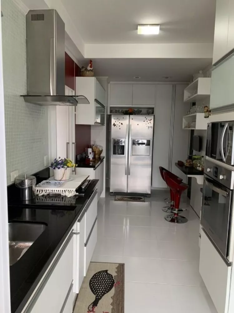 Apartamento à venda com 3 quartos, 130m² - Foto 7