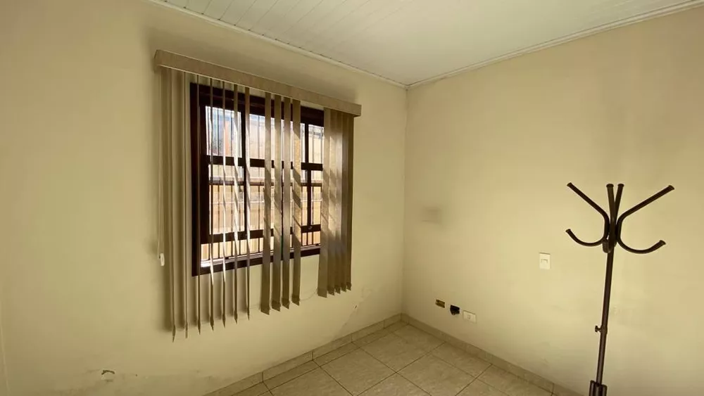 Casa à venda com 3 quartos, 121m² - Foto 11