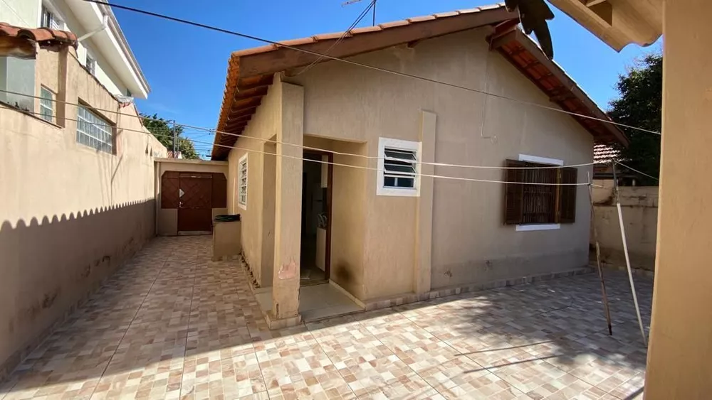 Casa à venda com 3 quartos, 121m² - Foto 9