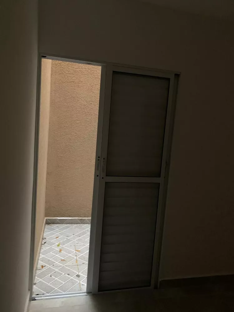 Apartamento à venda com 2 quartos, 39m² - Foto 5