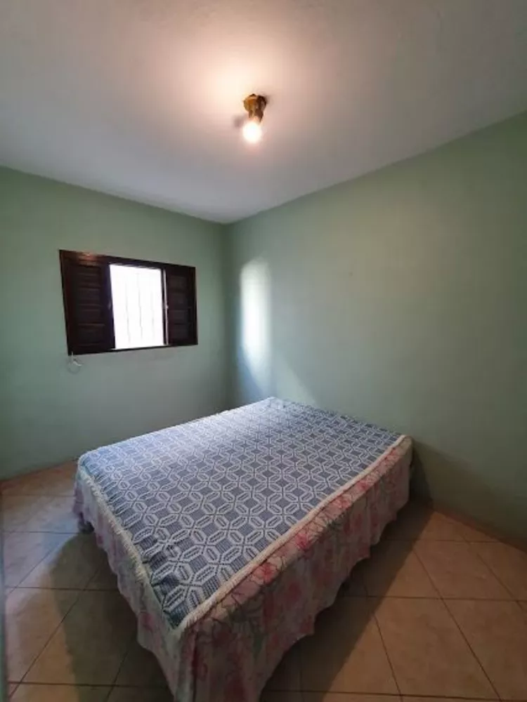 Sobrado à venda com 3 quartos, 276m² - Foto 1