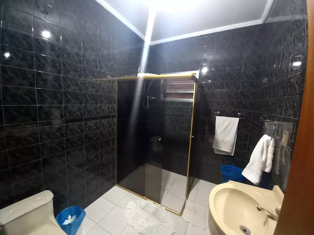 Casa de Condomínio à venda com 6 quartos, 300m² - Foto 1