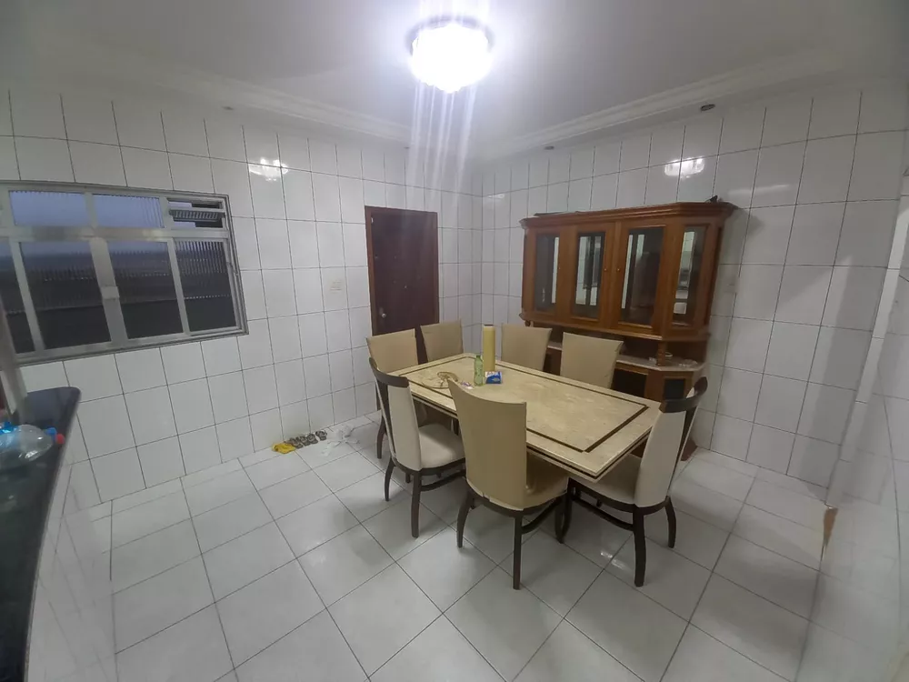 Casa de Condomínio à venda com 6 quartos, 300m² - Foto 11