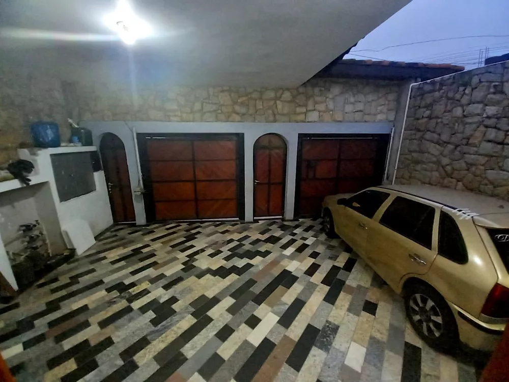 Casa de Condomínio à venda com 6 quartos, 300m² - Foto 8